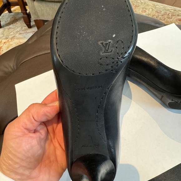 Louis Vuitton Black Leather Peep Toe Pumps Size 8.5 - Picture 4 of 16